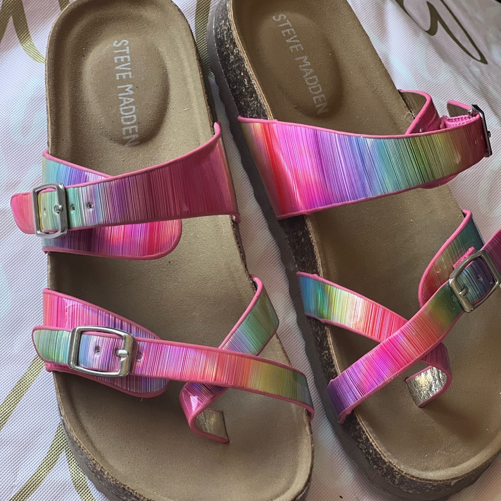 Girl sandals